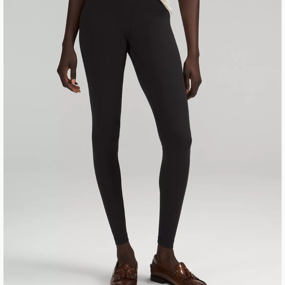 Lululemon Align high rise yoga pants 28” inseam size 8